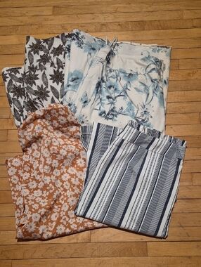 💙 4 Pcs Bundle Of Skirts